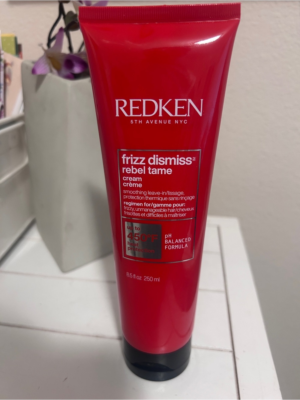 Redken FRIZZ DISMISS CREAM